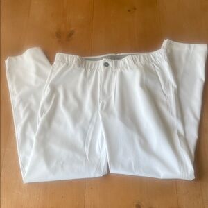 Under Armour 34/32 white golf pants.  Great condition!